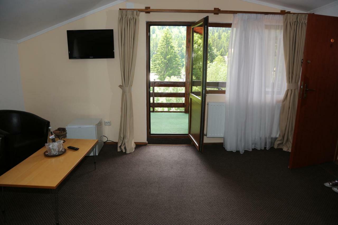 New Aosta Garden Hotel Sinaia Ngoại thất bức ảnh